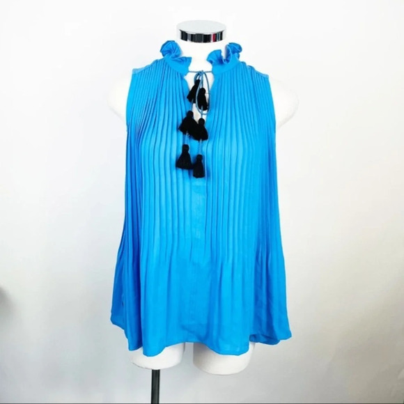ANN TAYLOR Loft Blue Pleated Sleeveless Blouse‎ PS - Picture 1 of 6